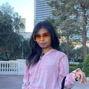 Meet your Posher, Blezzel grace